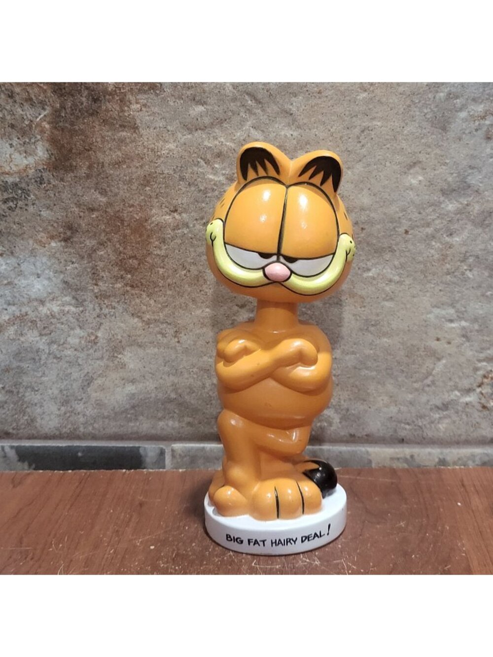 Funko Wacky Wobbler Garfield Bobblehead Figure 1999 Paws